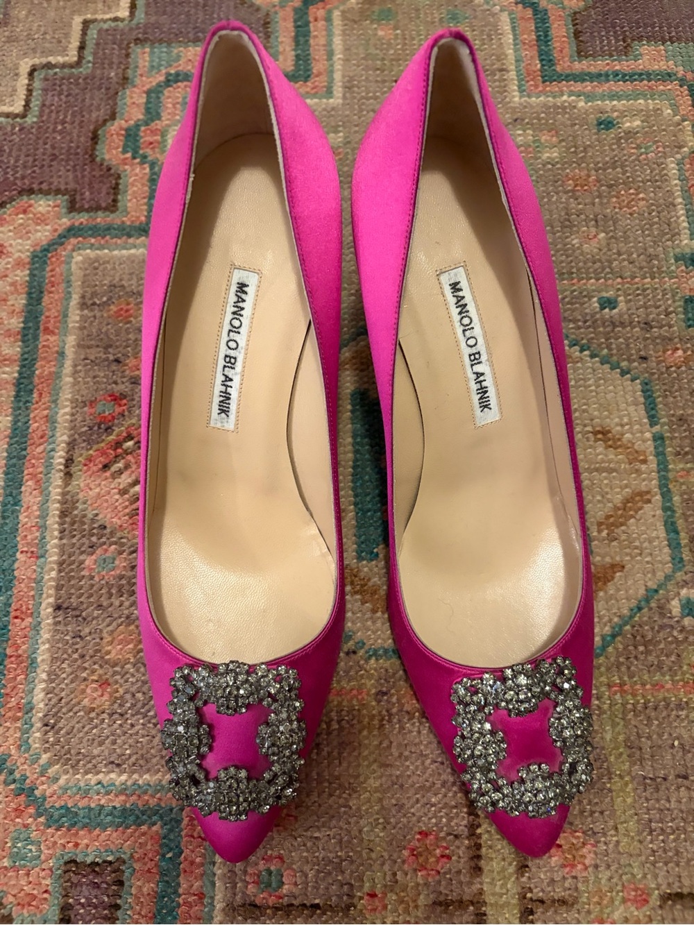 Manolo Blahnik Fuchsia Satin Pointed-Toe Heels - Picture 3 of 4